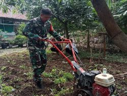 Dari Lahan Kosong Bantaran Sungai Makam Bergolo Serengan, Serda Ichsan Pelopori Barisan Ketahanan Pangan Untuk Negeri