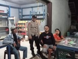 Polisi Sambangi Warga Malam Hari, Bangun Keakraban dan Jaga Keamanan Lingkungan