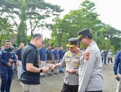 Wakapolda Maluku Pimpin Pemeriksaan Personel dan Kendaraan Dinas Polri