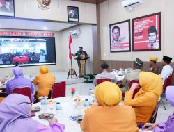 Zoom Meeting Virtual Nasional Eratkan Komunikasi Dan Silaturahmi Keluarga Besar TNI Blitar Raya