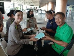 Sambut Hari Bhayangkara ke-79, Biddokkes Polda Kalbar Gelar Pemeriksaan Kesehatan Gratis bagi Supir Taksi dan Ojek Online di Bandara Supadio