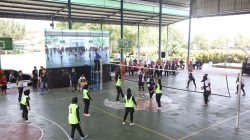 Pertandingn Persahabatan Bola Voly Persit Kodim 0808/Blitar VS Bhayangkari Polres Blitar Kota Semarakkan HKGB Ke – 73
