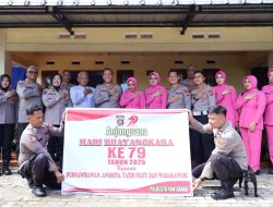 Hari Bhayangkara ke-79, Polresta Pontianak Lakukan Anjangsana ke Purnawirawan, Personel Sakit, dan Warakawuri