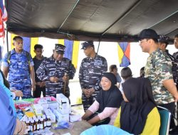 Satgas Trisila-25 TNI AL Bersama Pemda Morotai Gelar Bakti Kesehatan Gratis Di Atas KRI Teluk Wondama-527