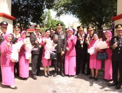 Polres Banyuasin Lepas 8 Pahlawan Bhayangkara dengan Penghormatan Penuh Haru,Prosesi Purna Bhakti Warnai Hari Bhayangkara ke-79
