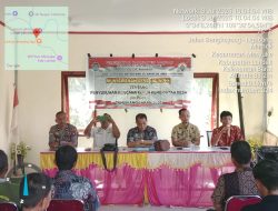 Bhabinkamtibmas Hadiri Kegiatan Musdes Di Desa Mamek