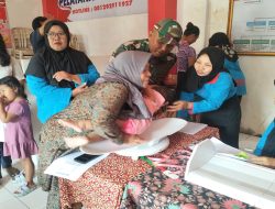 Babinsa Sukorejo Bersama Kader Posyandu dan Puskesmas Gelar Pemeriksaan Kesehatan Menyeluruh di Posyandu ILP 06