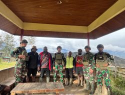 Satgas TNI Terima Kunjungan DPRD Puncak di Pos Eromaga, Kolaborasi untuk Kemanusiaan