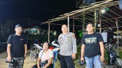 Patroli Humanis Polsek Sengah Temila Warnai Malam Cerah Bersama Warga