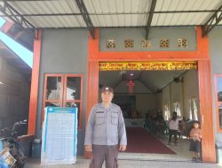 Polsek Meranti Melaksanakan Pengamanan Ibadah Minggu Di Gereja