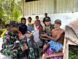 Satgas Yonif 131/Brajasakti Gelar Pelayanan Kesehatan Gratis, Warga Terharu dan Berterima Kasih