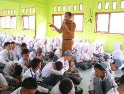 Camat Pemulutan Menjadi Narasumber MPLS SMK Negeri 1 Pemulutan