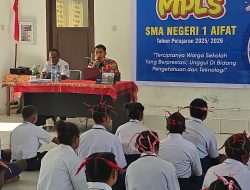 Satgas Yonif 763/SBA Berikan Pembekalan Tentang Bahaya Judi Online dan Miras serta Materi Kepada Murid SMA 1 Aifat