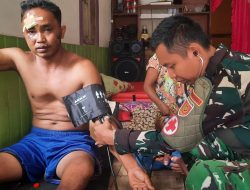 Prajurit Satgas Pamtas RI–Malaysia Yonarhanud 1/PBC/1 Kostrad Gelar Pelayanan Kesehatan di Wilayah Perbatasan Kalimantan Barat Sektor Barat