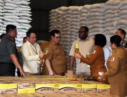 Pemda dan TNI Bersinergi, Kawal Penyaluran Beras di Wilayah Papua Selatan