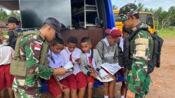 Wujudkan Semangat Belajar, Satgas Yonif 144/JY Hadirkan Perpustakaan Merah Putih
