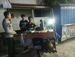 Patroli Malam Polsek Menjalin Sambangi Warga Binaan, Sampaikan Pesan-pesan Kamtibmas