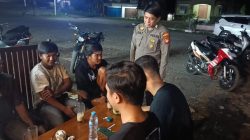 Menyapa Warganya, Petugas Di Saat Patroli siang Berikan Himbauannya
