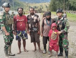 Satgas TNI Hadirkan Hangatnya Kekeluargaan di Kampung Kago Papua