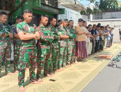 Satgas TMMD Reguler Ke-125 Kodim 0735/Surakarta Membaur Bersama Masyarakat Laksanakan Sholat Jum’at di Lokasi TMMD