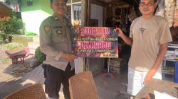 Cegah Karhutla, Kanit Binmas dan Bhabinkamtibmas Sosialisasikan Stop Membakar Hutan dan Lahan