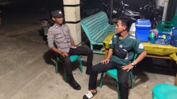 Patroli Malam Jalin Keakraban, Warga Sambut Hangat Kehadiran Polisi