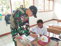 Satgas Yonif 131/Brajasakti Membantu Memajukan Pendidikan di Perbatasan Papua