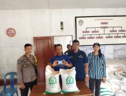 Bhabinkamtibmas Lakukan Pengecekan penyaluran bantuan pangan berupa beras di Desa Ongkol Padang