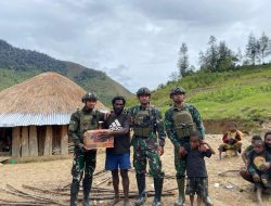 Satgas TNI Safari Honai di Kampung Amungi: Wujud Cinta dan Kepedulian TNI untuk Rakyat Papua