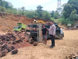 Bangun Kedekatan dengan Warga, Polsek Sengah Temila Laksanakan Patroli Siang Humanis