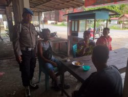 Patroli Pasar, Polsek Menjalin himbau Pedagang dan Pengunjung untuk Tetap jaga Kamtibmas