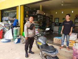 Patroli Siang Unit Samapta Polsek Meranti Sambangi Warga Sampaikan Pesan Cegah Karhutla