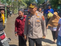 Kapolresta Mataram Turun Langsung Salurkan Bantuan dan Pantau Kondisi Warga Korban Banjir