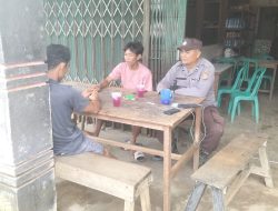 Laksanakan Patroli Siang, Anggota Polsek Meranti Ajak Masyarakat Cegah Karhutla
