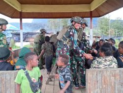 Minggu Kasih Satgas TNI di Tanah Papua: Ibadah Bersama Warga Eronggobak Hadirkan Damai dan Harapan