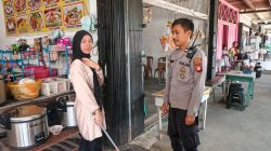 Patroli Siang, Polisi Sambangi Warga dan Warung untuk Jaga Kamtibmas