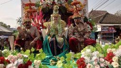 Semarak Kirab Budaya Karnaval HUT RI Ke-80 di Desa Banjarejo, Usung Tema “Kreasi Budaya Nusantara””