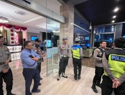 Patroli Enggang Polresta Pontianak Amankan Kedatangan Delegasi Polis PDRM Serawak di Hotel Mercure