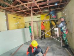 Sasaran Fisik Rehab RTLH TMMD Reguler Ke-125 Kodim 0735/Surakarta Garab Pemasangan Kerangka Plafon
