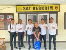 Satreskrim Polres Landak Serahkan Tersangka Kasus Pembunuhan ke Kejari Landak Untuk Dalam Proses Tahap II
