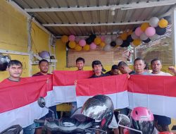 Jelang Hari Kemerdekaan RI Ke-80 Polda Maluku Bagikan Bendera Merah Putih Kepada Masyarakat