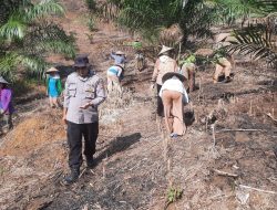Sinergi Warga dan Polisi, KWT REPO SIDI Tanam Jagung di Dusun Tampi Bide