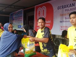 Polresta Sorong Gelar Gerakan Pangan Murah Sambut HUT RI ke-80