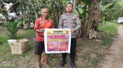 Personel Polsek Menjalin Sosialisasi Maklumat Kapolda Kalbar Di Kecamatan Menjalin