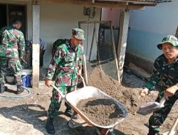 Joko Pimpin Gotong Royong Perbaiki Rumah Warga Kurang Mampu, Wujud Solidaritas dan Kemanunggalan