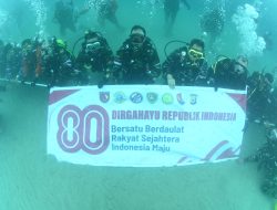 Kapolda Maluku Tegaskan Komitmen Jaga NKRI Lewat Upacara Bawah Laut