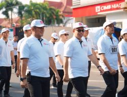 Rangkaian Kegiatan HUT RI Ke 80, Dandim 0808 Beserta Forkopimda Kota Blitar Semarakkan Lomba Baris Berbaris Antar Instansi