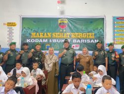 Kodam I/BB Bagikan 160 Paket Makan Sehat ke Siswa SD di Desa Tembung