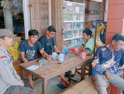 Bhabinkamtibmas Sambangi Warga Berikan Himbauan Kamtibmas