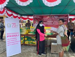 Semarak HUT RI ke-80 : Polres Maybrat Bersama Bhayangkari Gelar Gerakan Pangan Murah untuk Masyarakat
